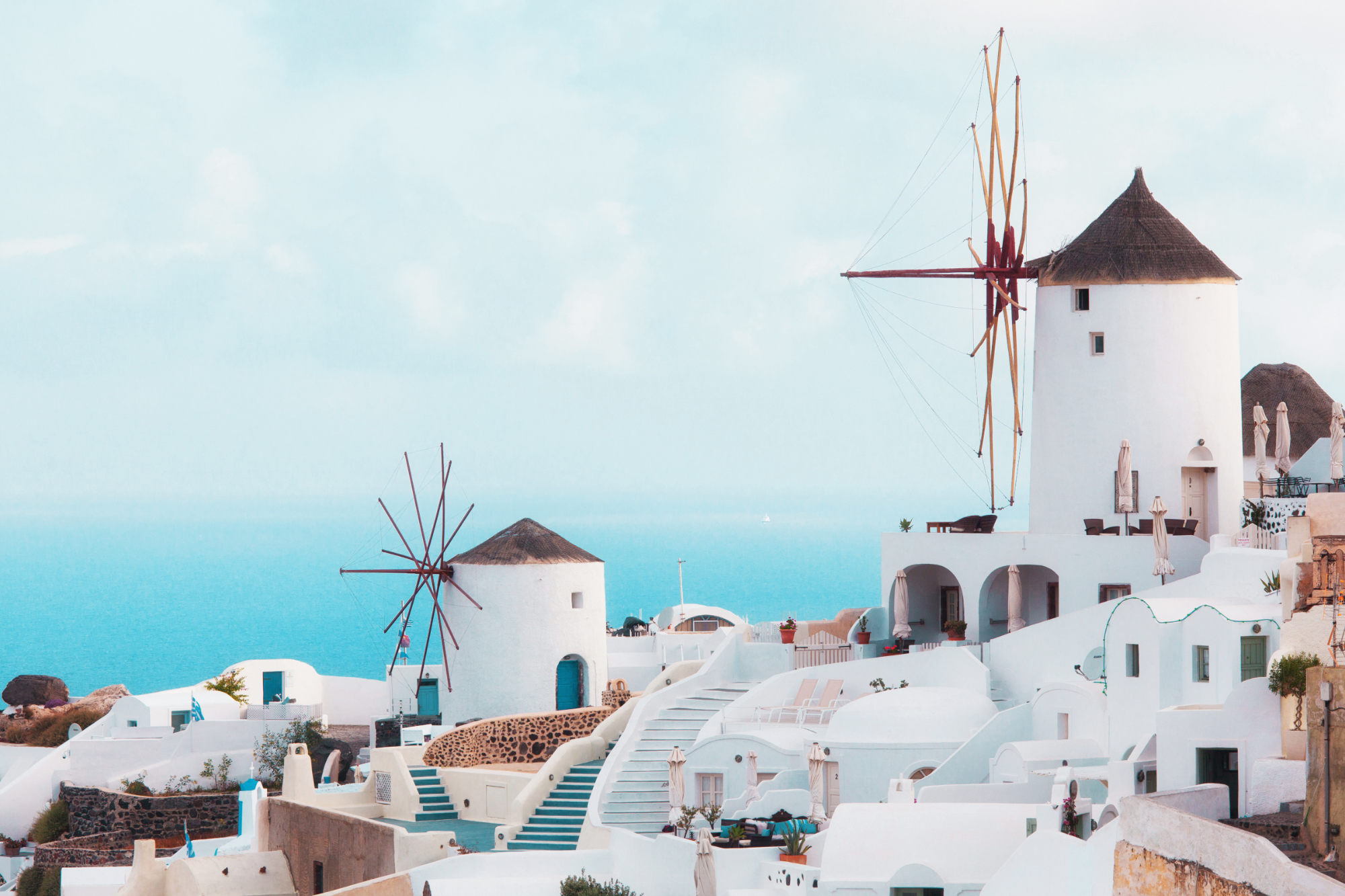 Santorini Itinerary: How to Spend 3, 4 or 5 Perfect Days