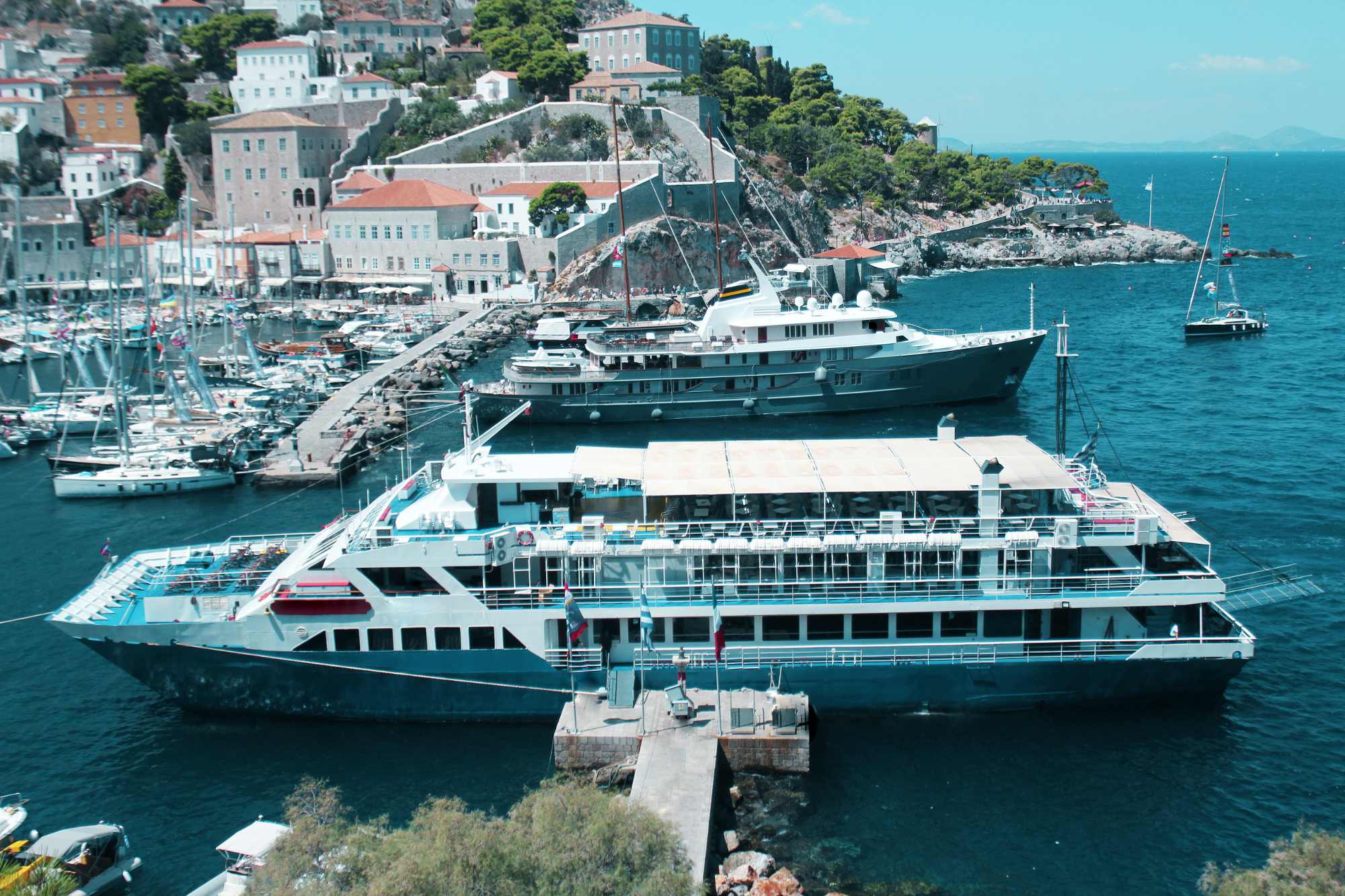 Greece Ferry Guide